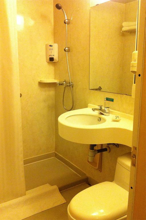 Jinjiang Inn - Shanghai New Lingang Harbor Chambre photo